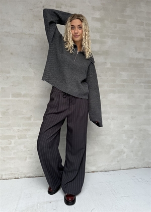 Fave zip knit Dark Grey Melange Oval Square 